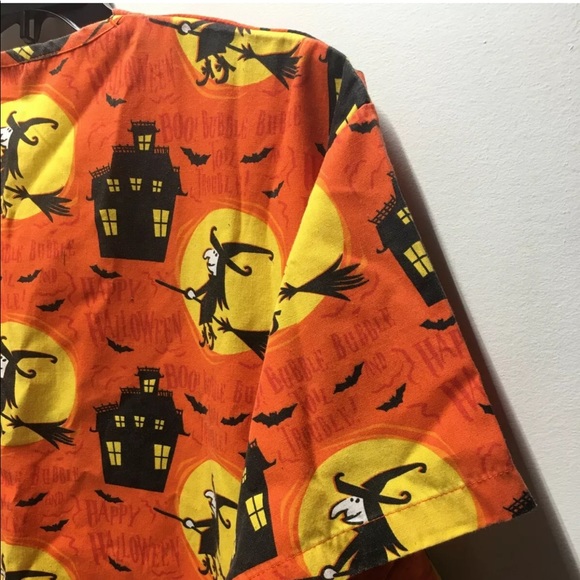 HALLOWEEN Scrub top Uniform/Scrub top Witches - Picture 6 of 6